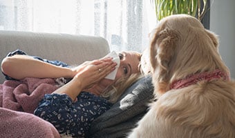 Différence entre le rhume et la grippe : comprendre les symptômes